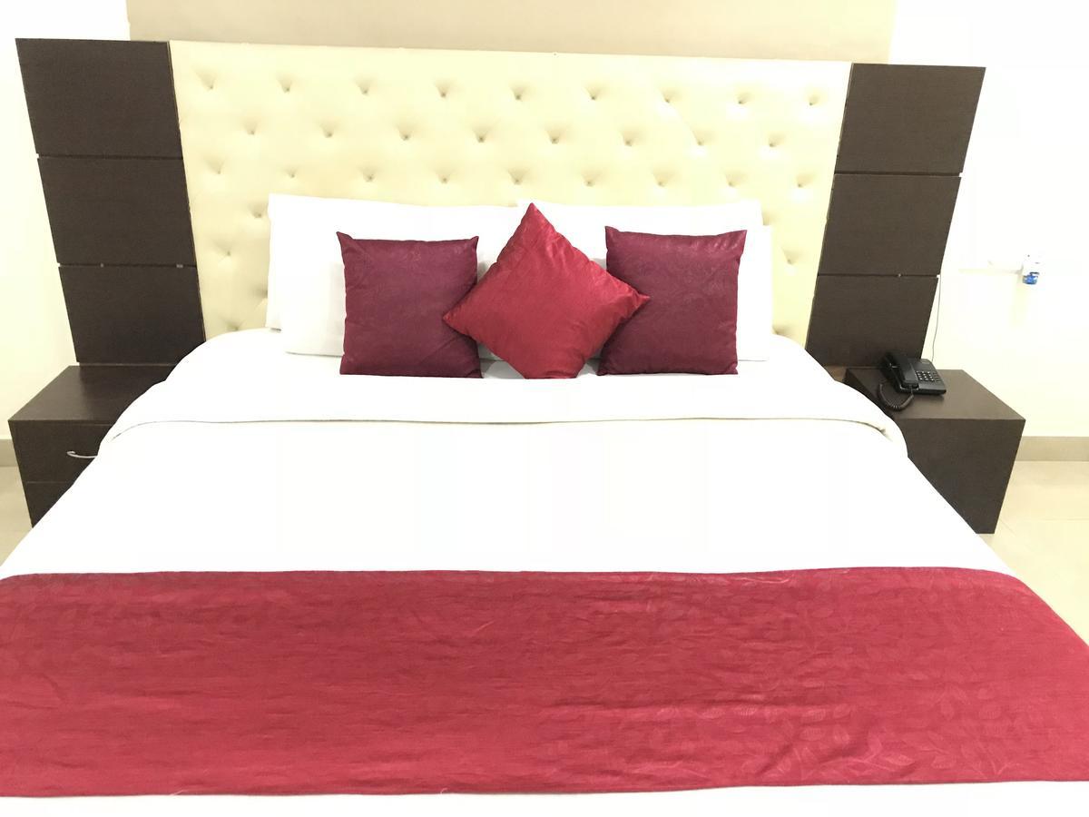 Ankitha Stay Inn Хидерабад Екстериор снимка